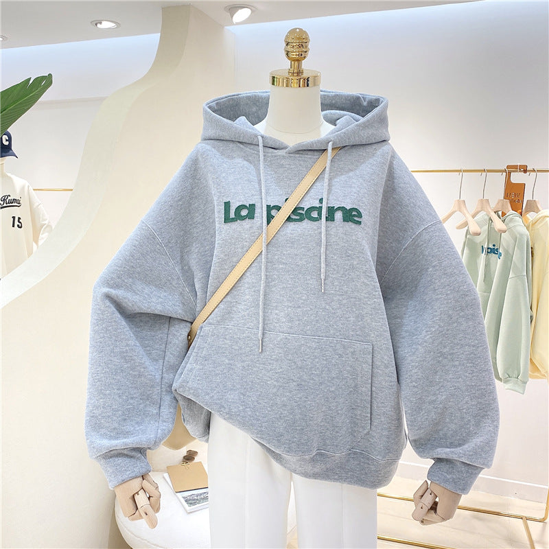 A laid-back design style coat