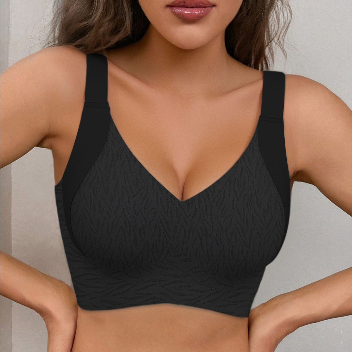 Women's Seamless Push-Up Bra - Comfortable & Supportive