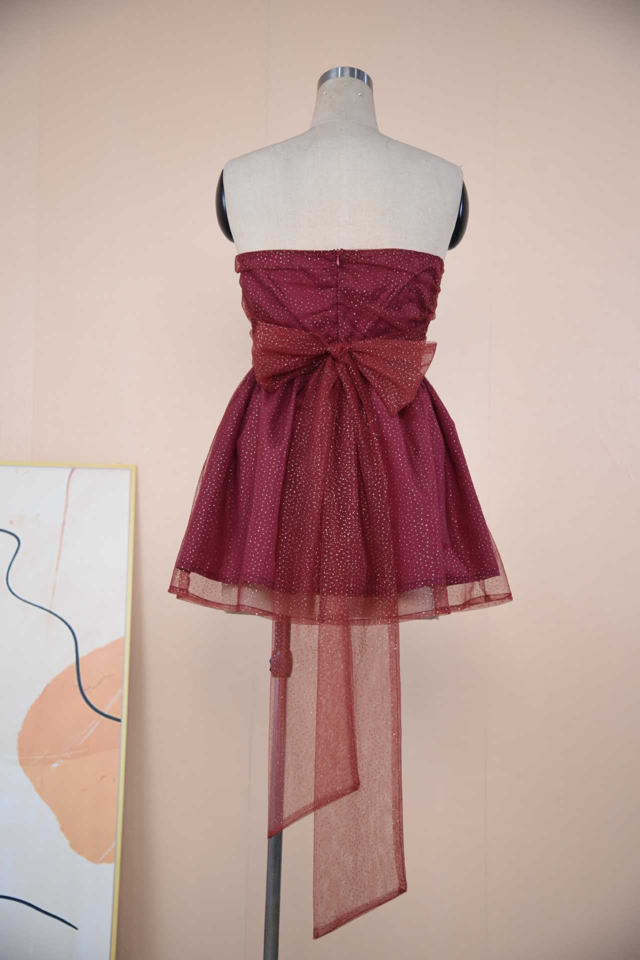 One-shoulder strapless puffy dress A lovely plisse maxi dress