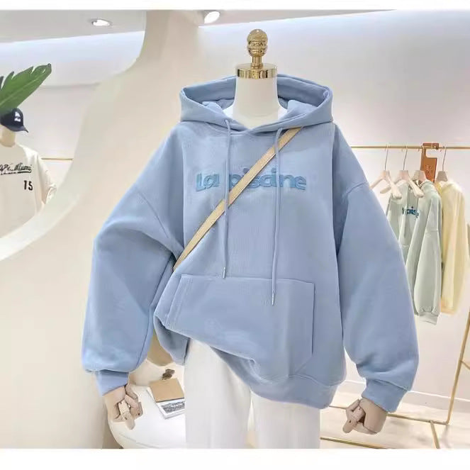 A laid-back design style coat